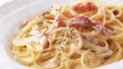 Паста Карбонара с беконом в сливках