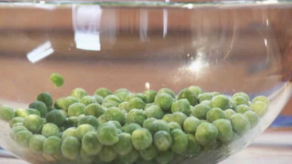 паста с беконом и консервированным тунцом в сливочном соусе