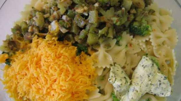 паста с брокколи и анчоусами