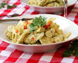 Паста с курицей и брокколи