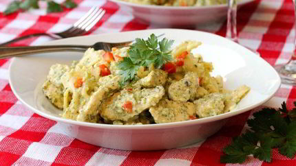 Паста с курицей и брокколи