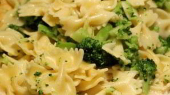 паста с курицей и брокколи