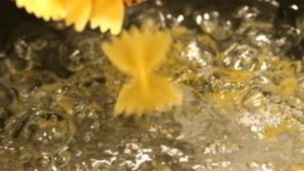 паста с курицей и брокколи