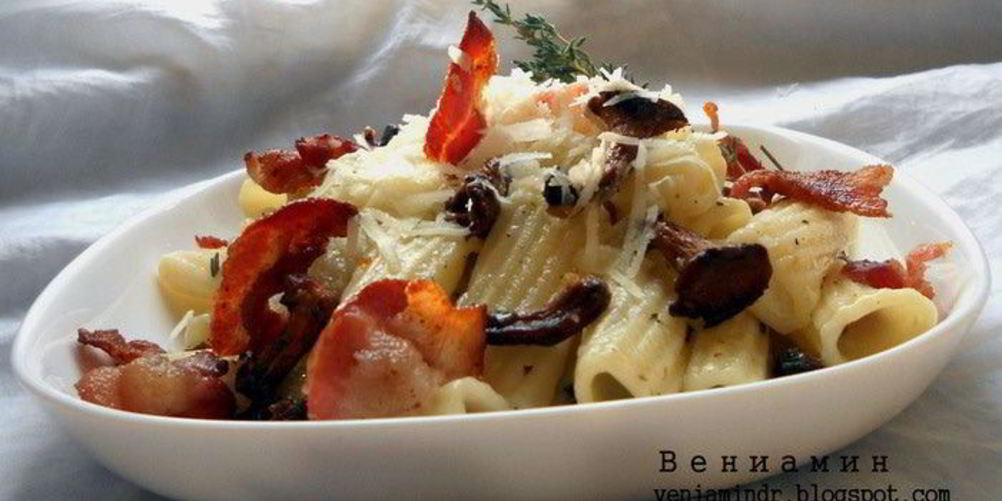 Рецепт паста с лисичками, пряными травами и хрустящей грудинкой