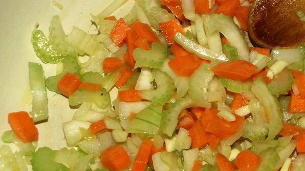 паста с соусом из куриной печени и помидоров