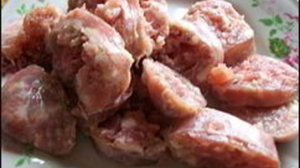 паста с соусом из сальсичи и овощей