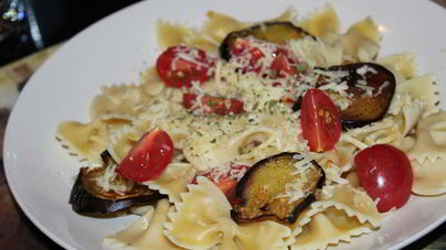 Паста с жареными баклажанами