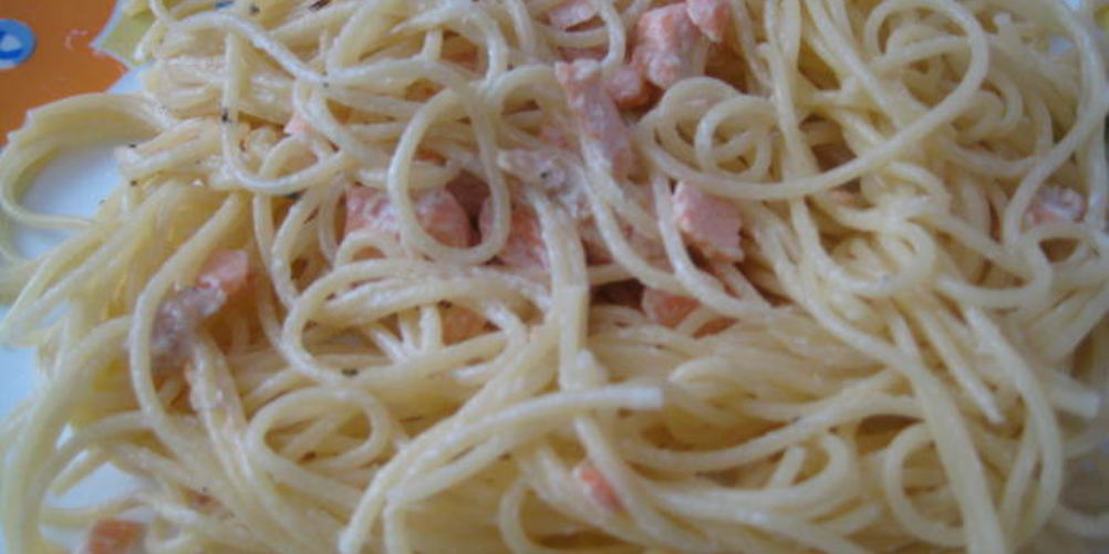 Рецепт паста в сливочном соусе с лососем