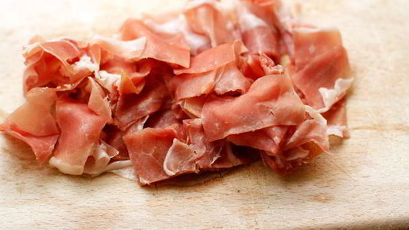 спагетти карбонара с пармской ветчиной