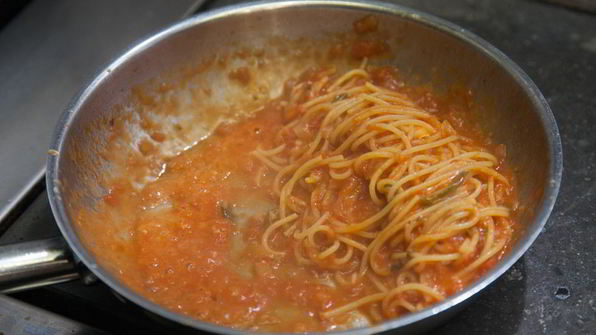 спагетти помодорро