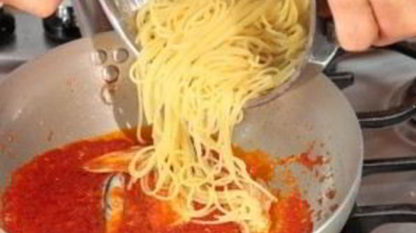 спагетти с анчоусами