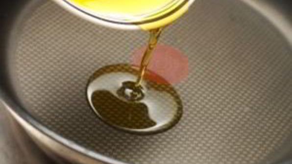 спагетти с чесноком и маслом