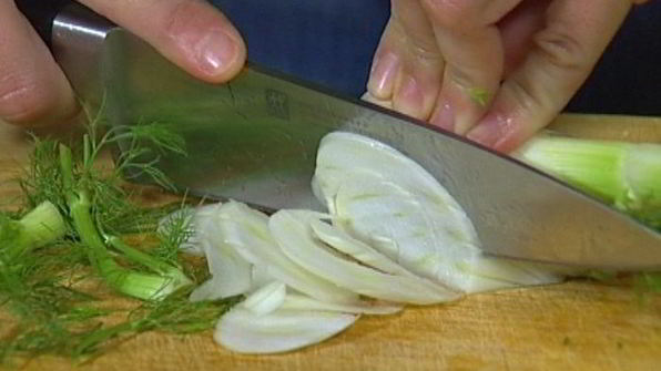 спагетти с крабами и фенхелем