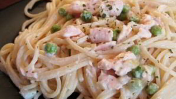 спагетти с лососем в сливочном соусе