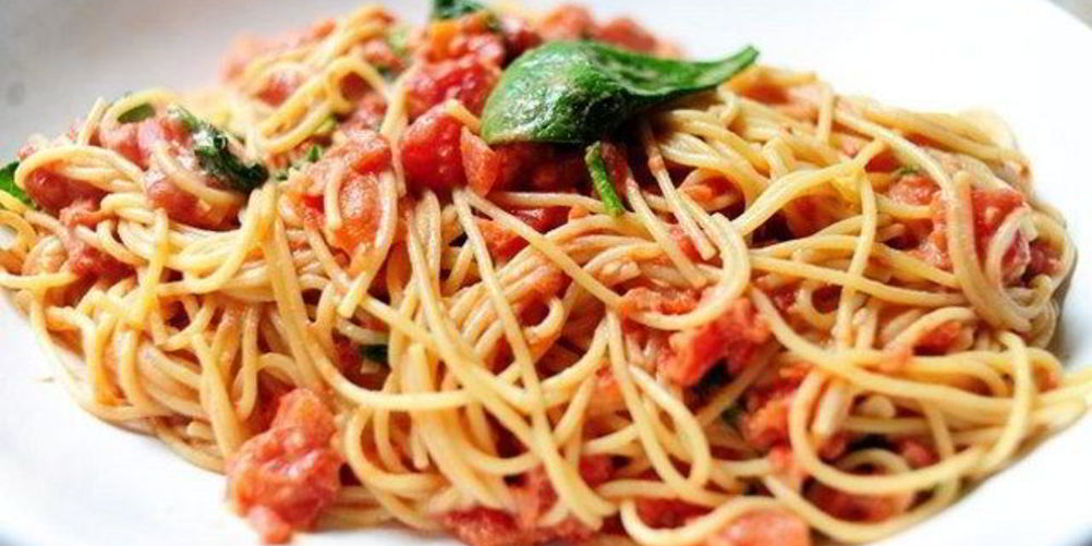 Рецепт спагетти с помидорами и фаршем