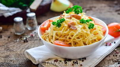 Спагетти с ветчиной и сыром