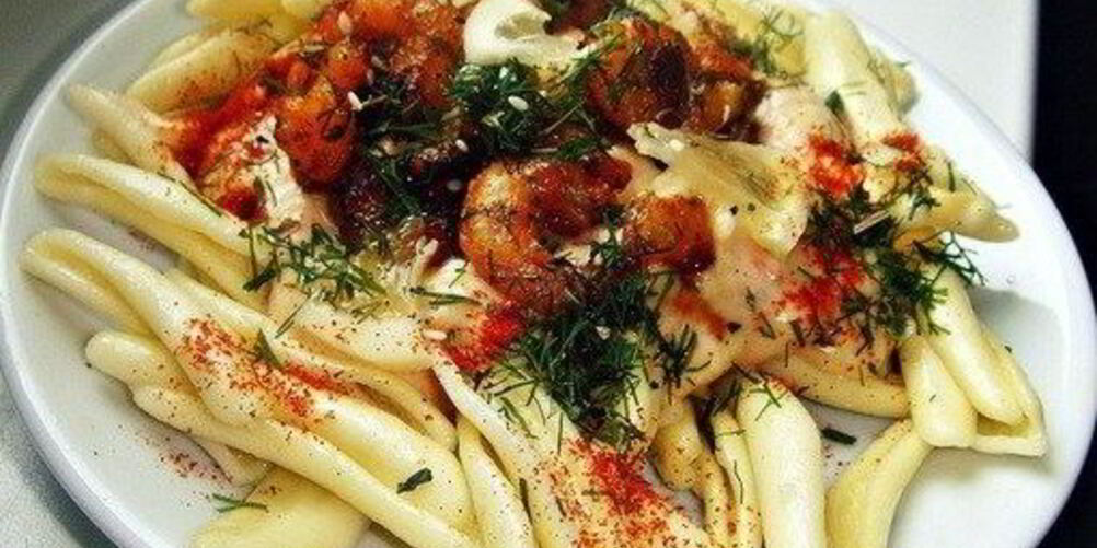 Рецепт спагетти в сливочном соусе со сладко-острыми креветками