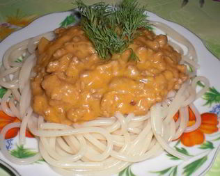 Спагетти в соусе Болоньезе с сыром