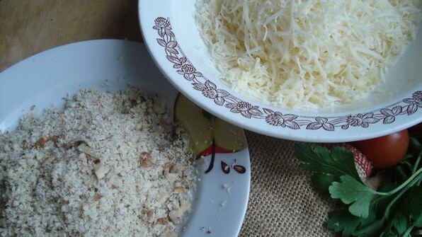 спагетти в сырно-сливочном соусе с грецким орехом