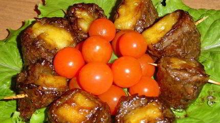 Говядина с ананасом