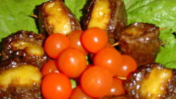 говядина с ананасом