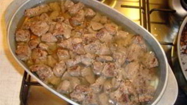 говядина в утятнице