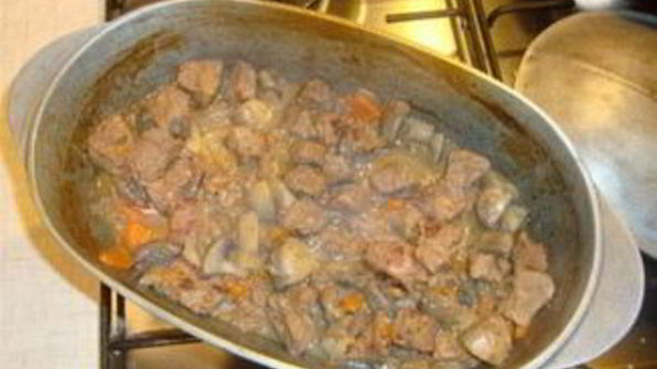 говядина в утятнице