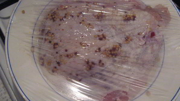 грудка индейки под горчично-лимонным соусом