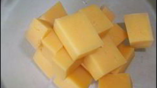 индейка с сыром в тесте на шпажках