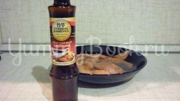 изысканное запеченное куриное филе