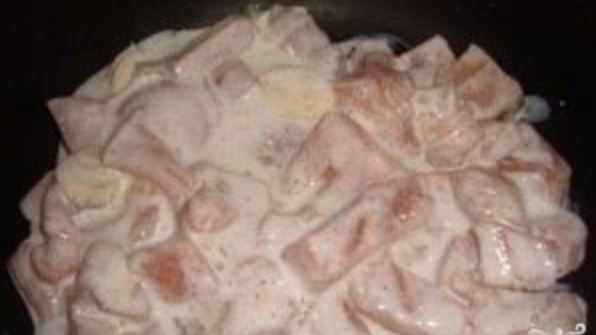 курица кусочками в мультиварке редмонд