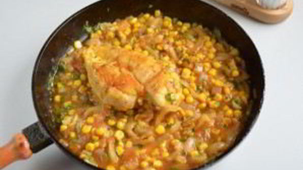 курица с куркумой в кисло-сладком соусе