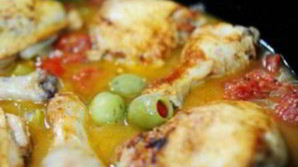 курица с оливками