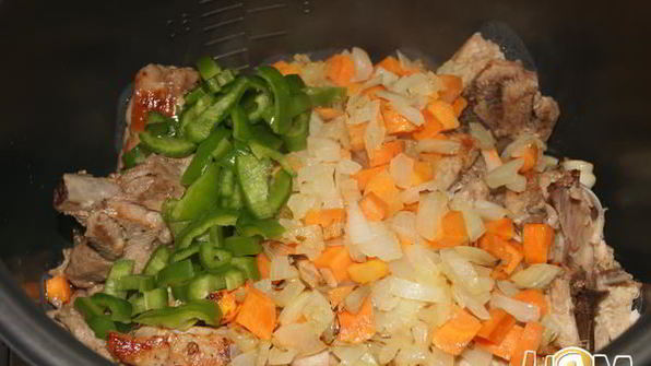 курица с рисом и овощами