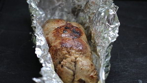 мини-рулеты из индейки, фаршированные лисичками