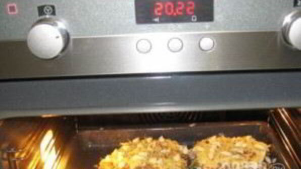 мясо с грибами и сыром