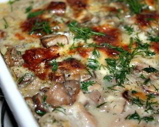 Мясо в духовке с подливкой