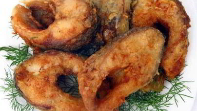 Сазан, жареный на сковороде