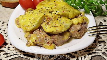 Свинина с киви в духовке