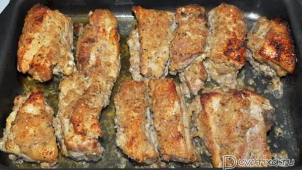 свиные ребрышки в луковом маринаде