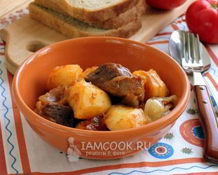Тушеная баранина с картошкой в мультиварке