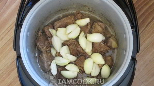 тушеная баранина с картошкой в мультиварке
