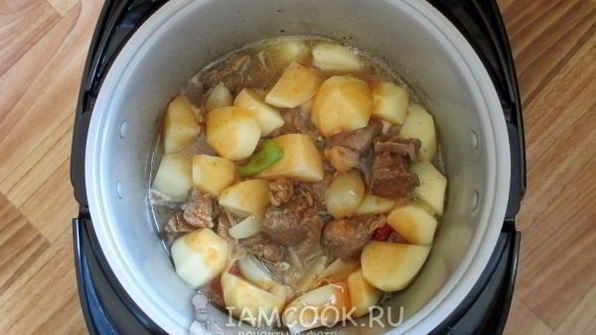 тушеная баранина с картошкой в мультиварке