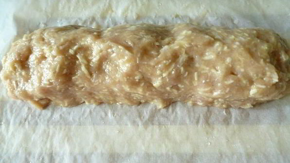 вареная куриная колбаска