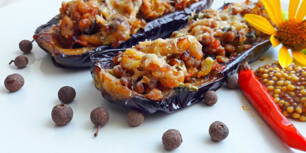 Рецепт баклажаны, фаршированные овощами, мясом и орехами