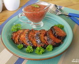 Баклажаны под соусом