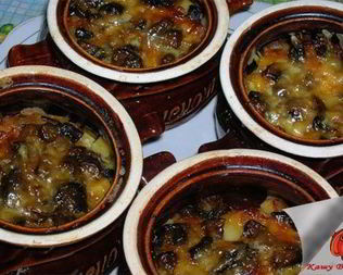 Баклажаны с курицей в горшочке