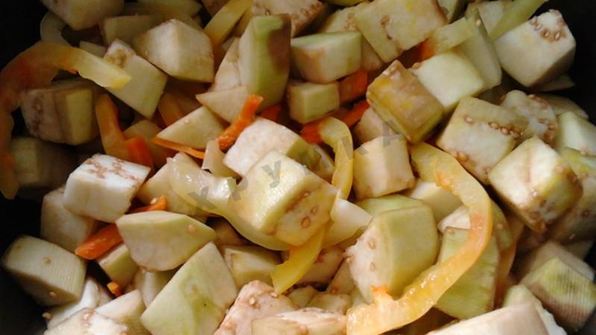 баклажаны тушеные в мультиварке