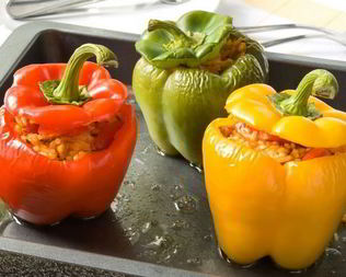 Фаршированные перцы с овощами и грибами