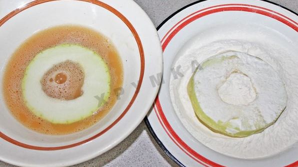 кабачки с колбасой и сыром